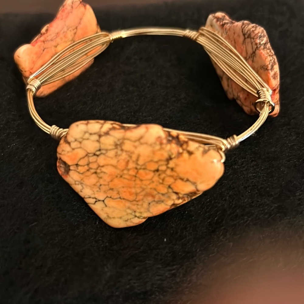 Bracelet - Picture 1 of 1